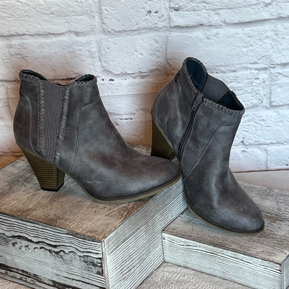 MIA Shoes - MIA Side Zip Ankle Booties